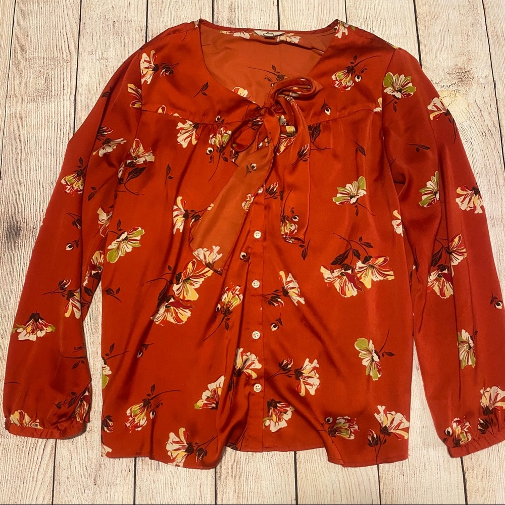 Bass Floral Bow Tie Blouse